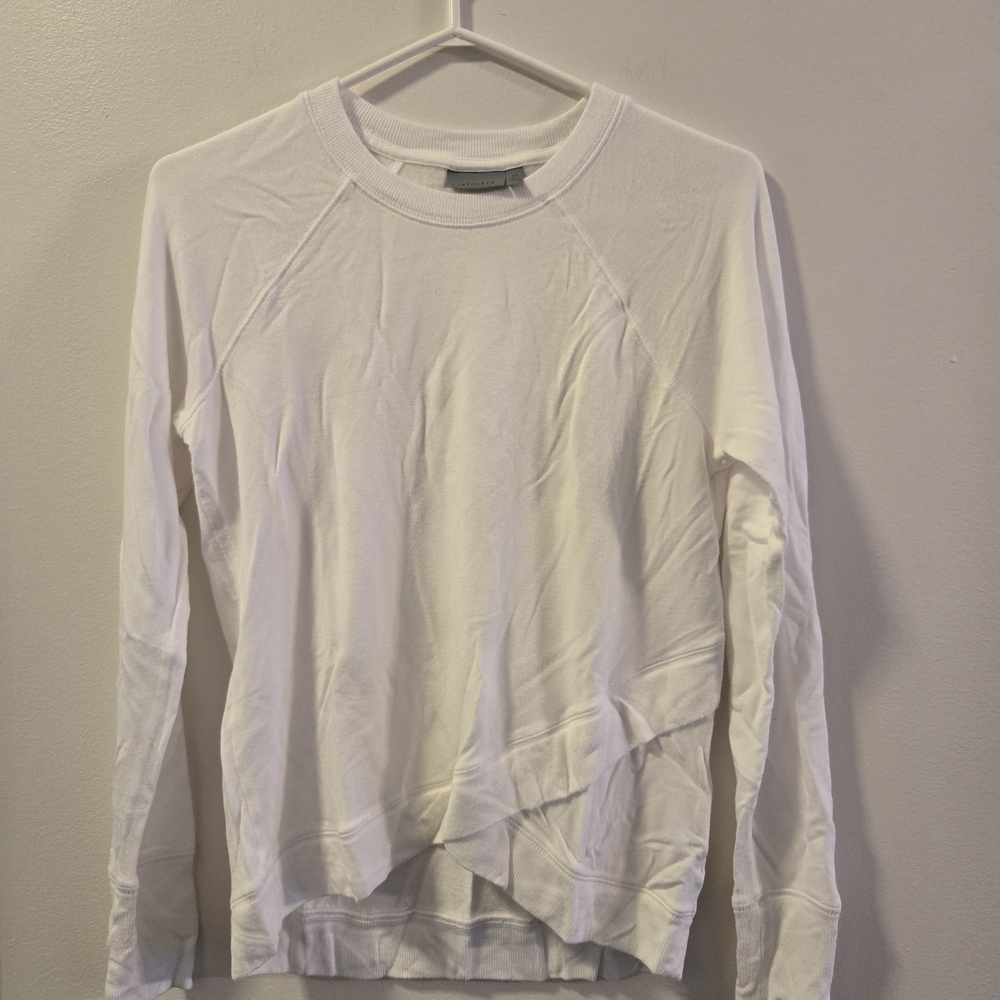 Athleta Cream Long Sleeve Crew Neck Sweater Size xs.
